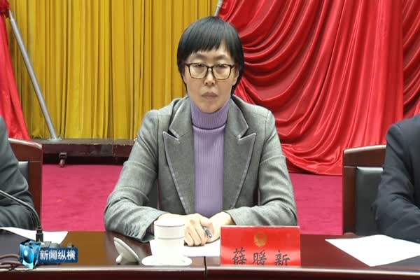 区政协六届二次会议举行大会发言