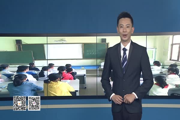 城阳巴士与小学生开展共绘手抄报活动