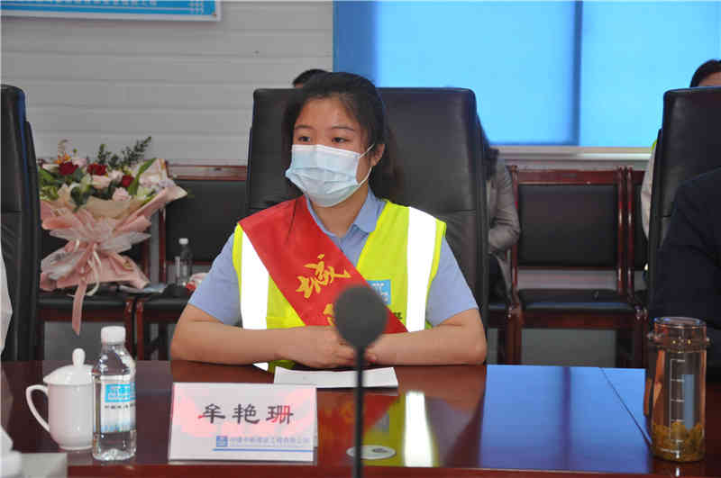 2e397490ccae44809b16e55f47138d04.jpg