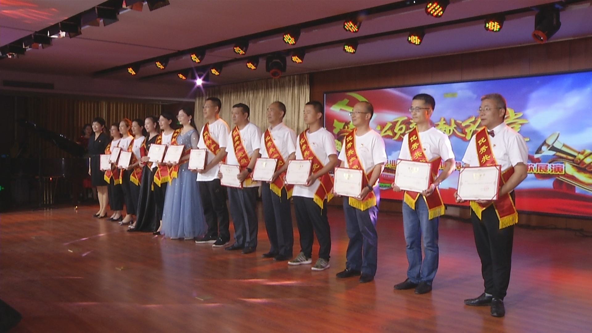 acbfa15abc6d40f787b61a5a4e6c0d30.jpg