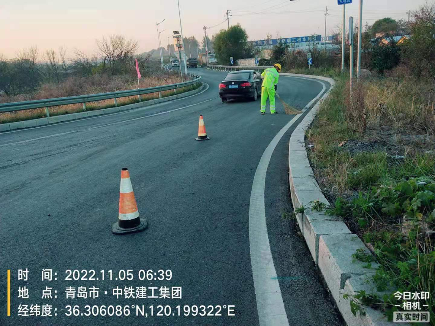 ff1bd82eb6aa4d9f8a8dca563c4662e5.png