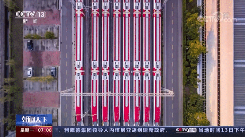 54bc34db2be841529797298b5679ef3b.gif